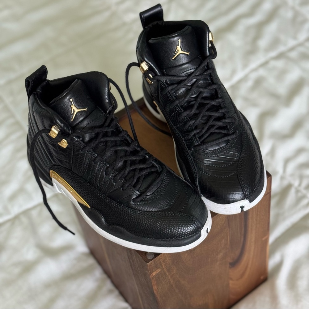 Women’s Air Jordan 12 Retro Black Metallic Gold ‘Reptile’ Size 6